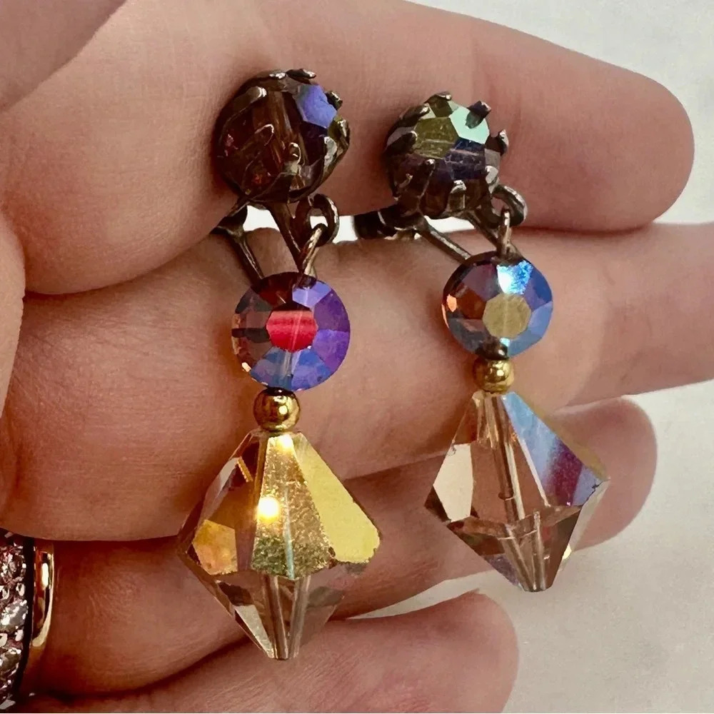 Vintage Crystal Drop Earrings Aurora Borealis Fire Iridescent Screw Back…